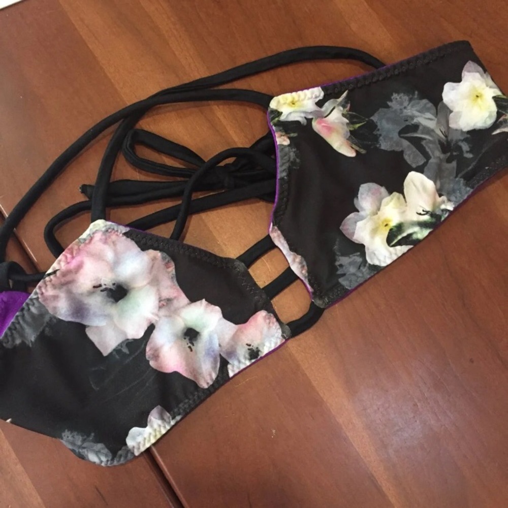 Savage swim top
